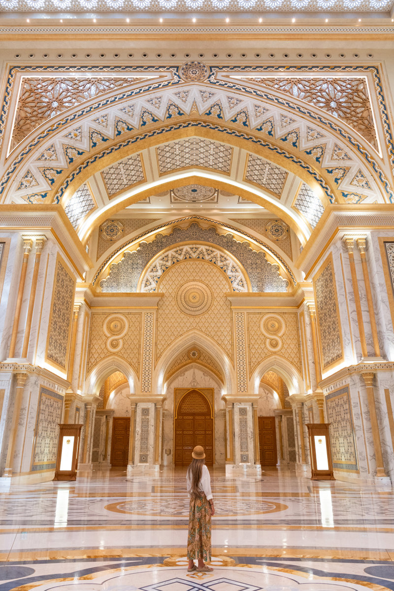 Άμπου Ντάμπι: Επίσκεψη στα σημαντικότερα αξιοθέατα