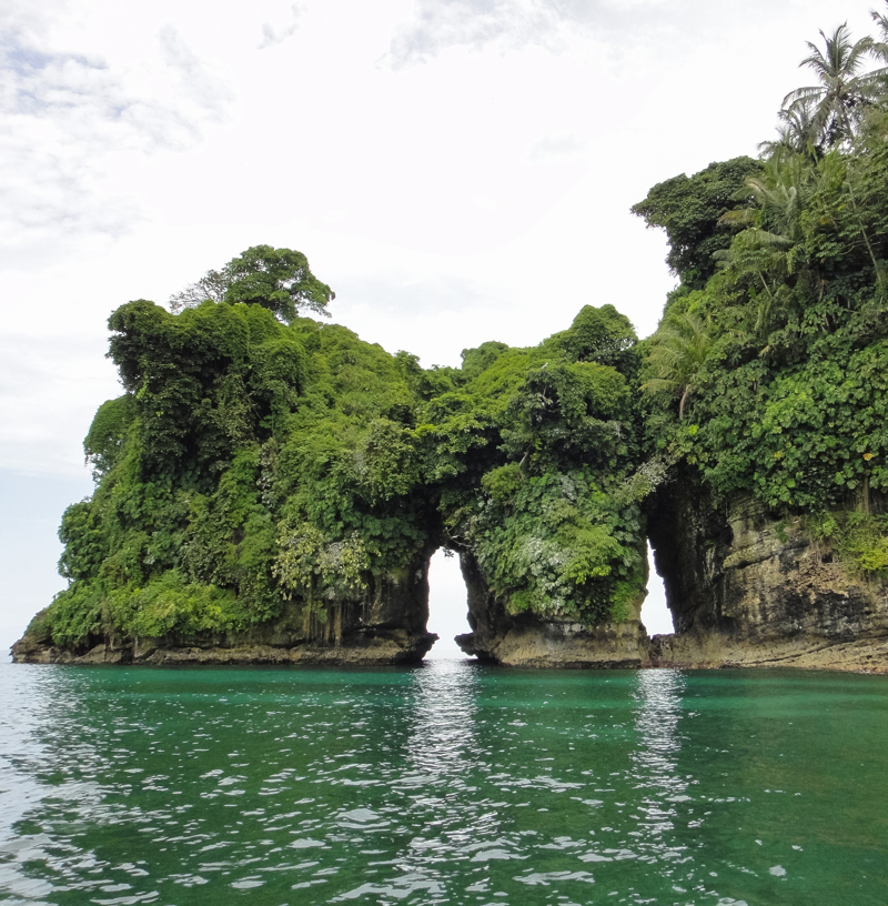 ΜΠΟΚΑΣ ΝΤΕΛ ΤΟΡΟ: Εκδρομή με πλοιάριο