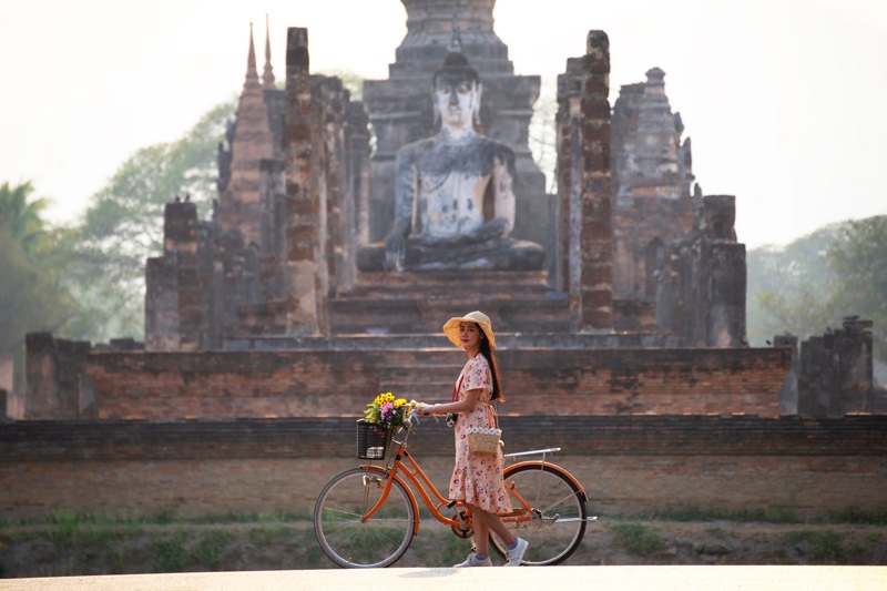 Περιήγηση στα μνημεία του Σουκοτάι