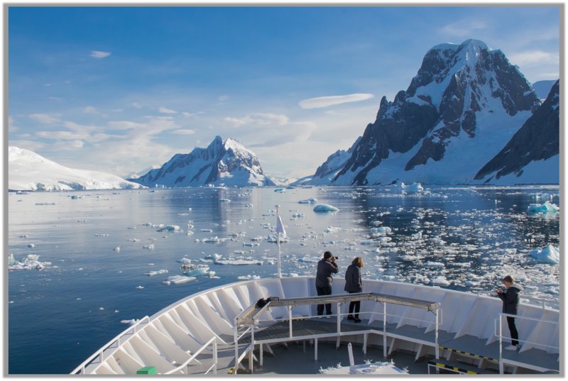 ΑΦΙΞΗ ΣΕ ΑΘΗΝΑ/ΘΕΣΣΑΛΟΝΙΚΗ/ ΛΑΡΝΑΚΑ