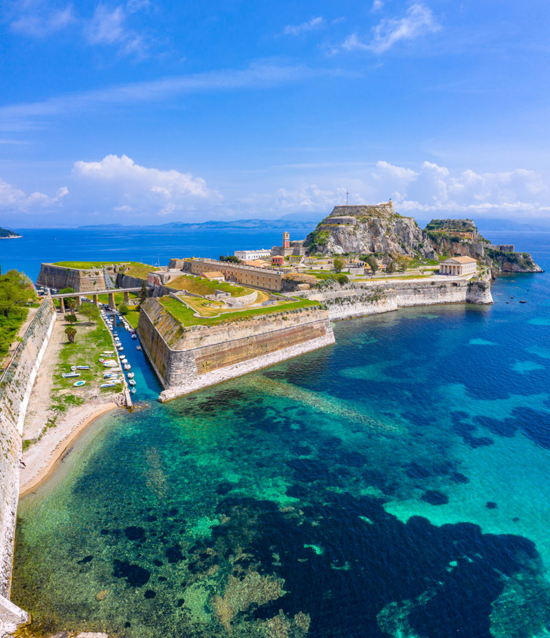 Περπατήστε στην υπέροχη Πόλη της Κέρκυρας 