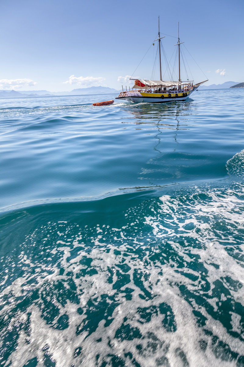 Βουτάμε στα μαγικά νερά του Παρατί και του Ίλια Γκράντε!