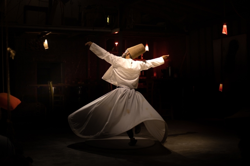 Βραδινό σόου με Δερβίσηδες