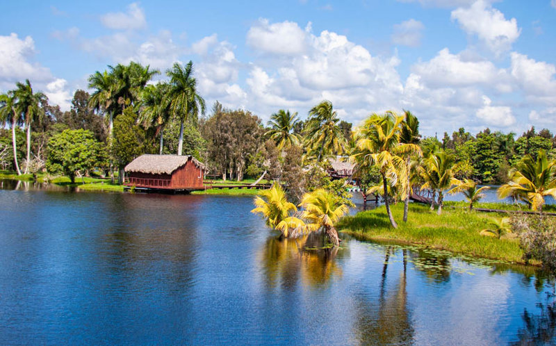 Κάνουμε υπέροχες δραστηριότητες στη χερσόνησο Guama
