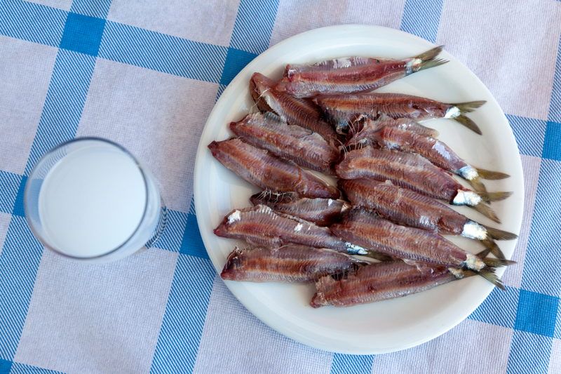 Οι διάσημες σαρδέλες της Καλλονής