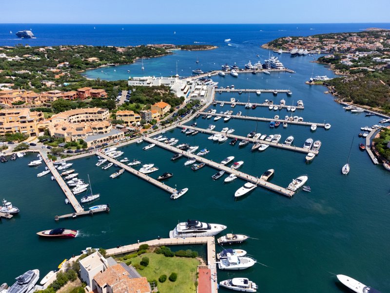 Η κσομοπολίτικη Κόστα Σμεράλντα