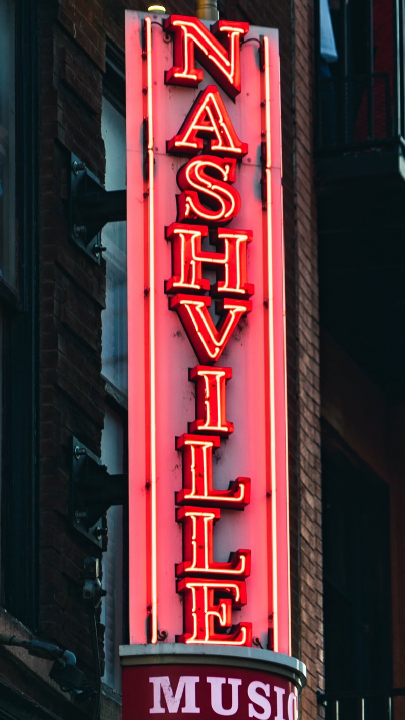 ΔΕΝ ΠΛΗΡΩΝΕΤΕ ΤΙΠΟΤΑ ΤΟΠΙΚΑ