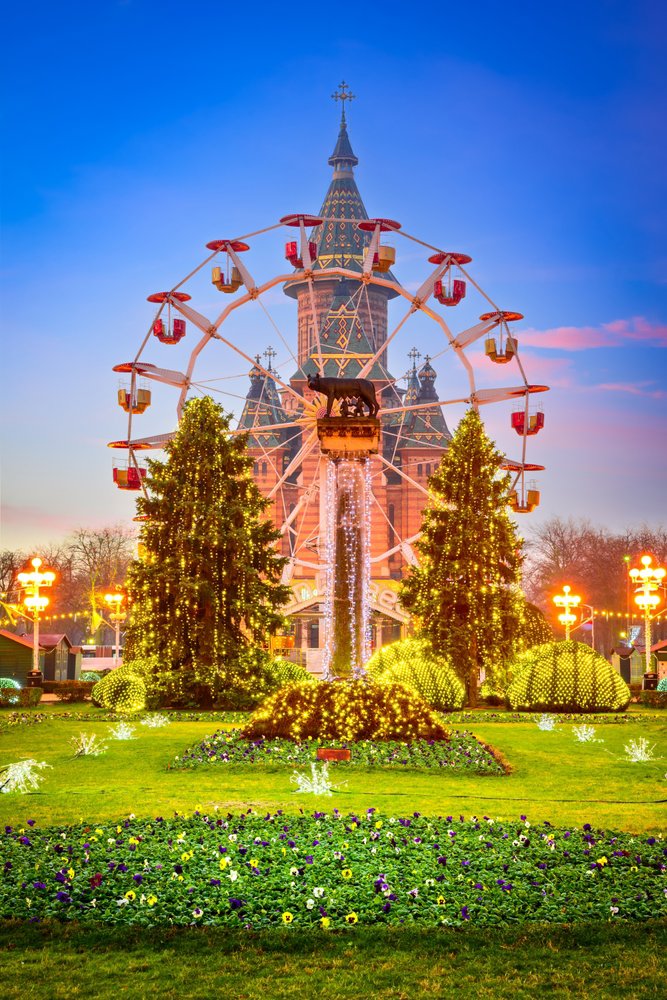 Περιηγηθείτε στο γιορτινό Βουκουρέστι