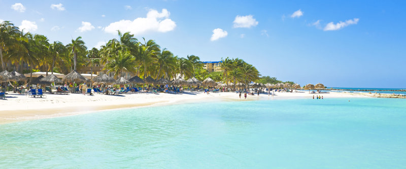 Μετά τον κοσμοπολιτισμό, ξεκούραση και αναζωογόνηση σε μαγικές παραλίες 