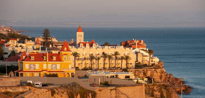 Τα κοσμικά, παραθαλάσσια Κασκάις και Εστορίλ