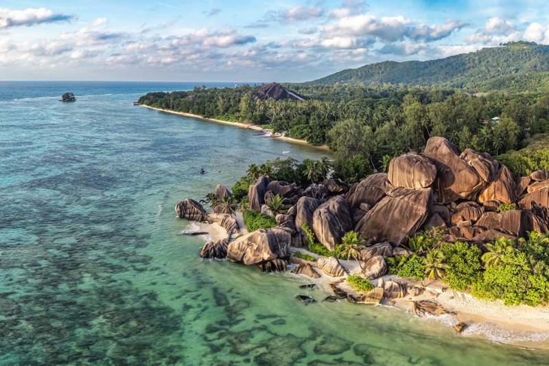 H παγκοσμίως διάσημη παραλία Άνς Σορς ντ' Αρζέντ