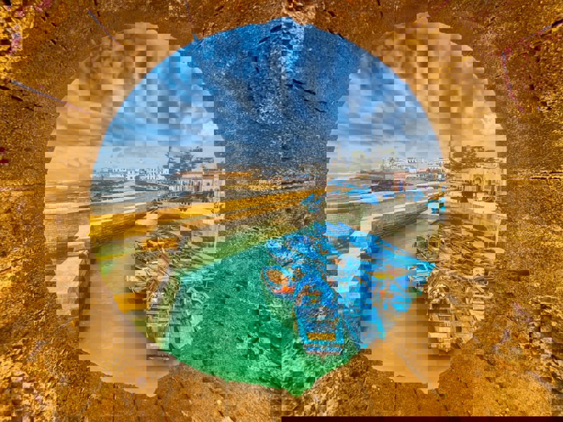 Η παραθαλάσσια πόλη Εσσαουίρα