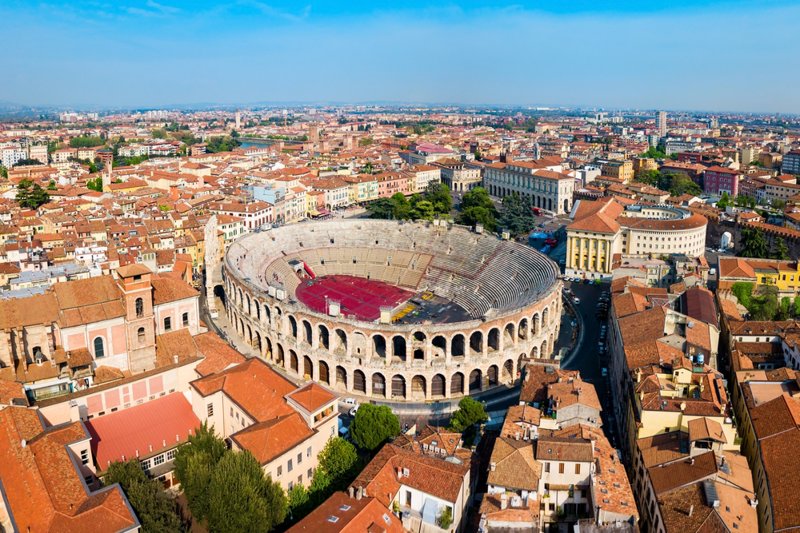 Γνωριμία με τη Βερόνα