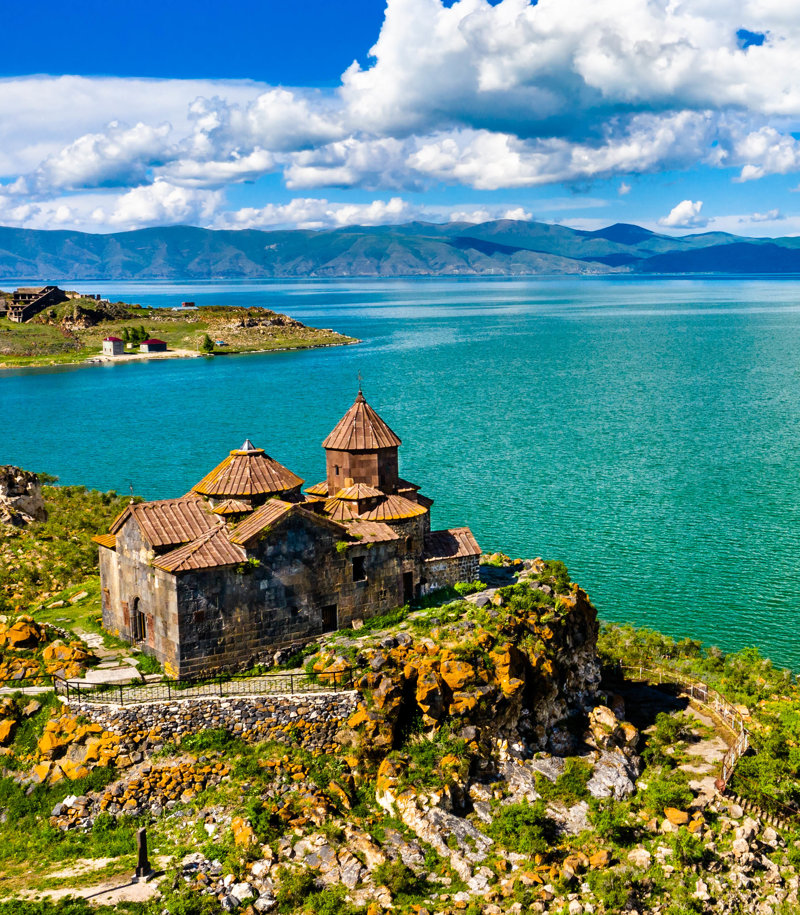 Επισκεφθείτε τη λίμνη Σεβάν