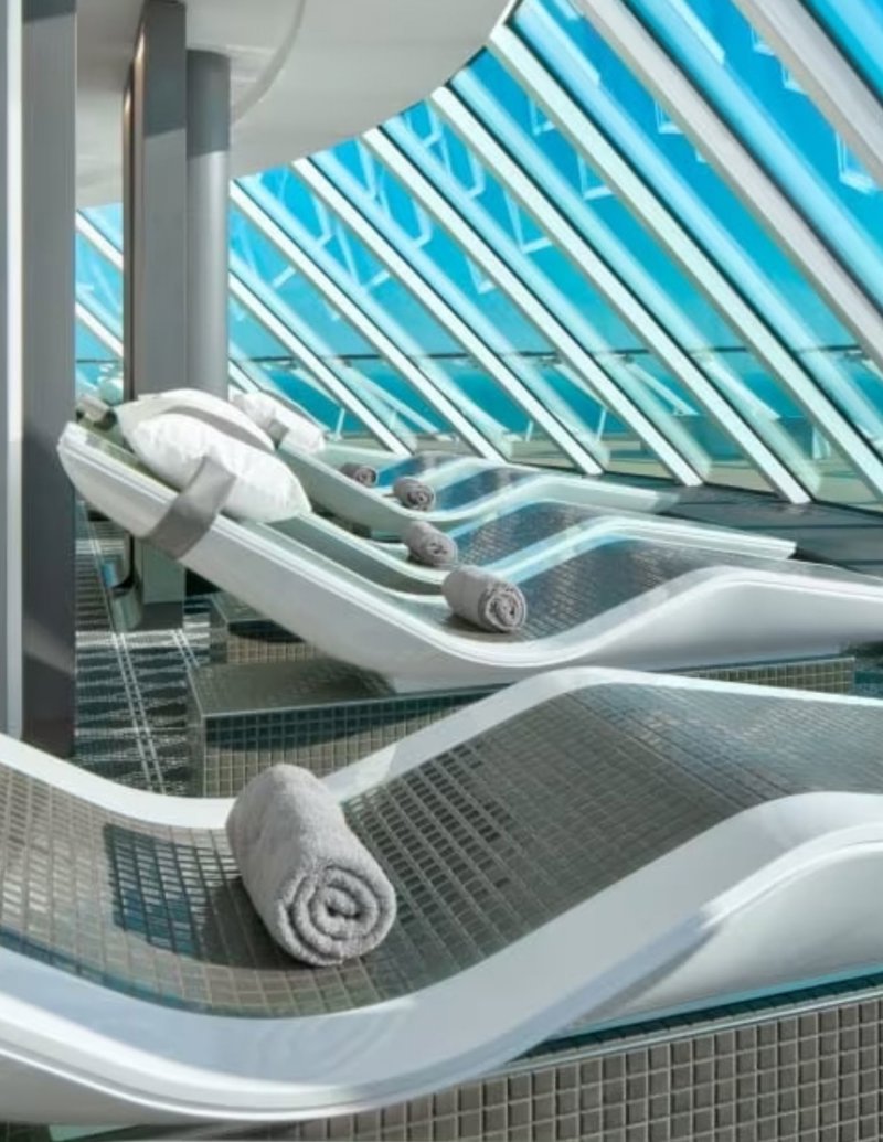 Γυμναστήριο και πισίνα 