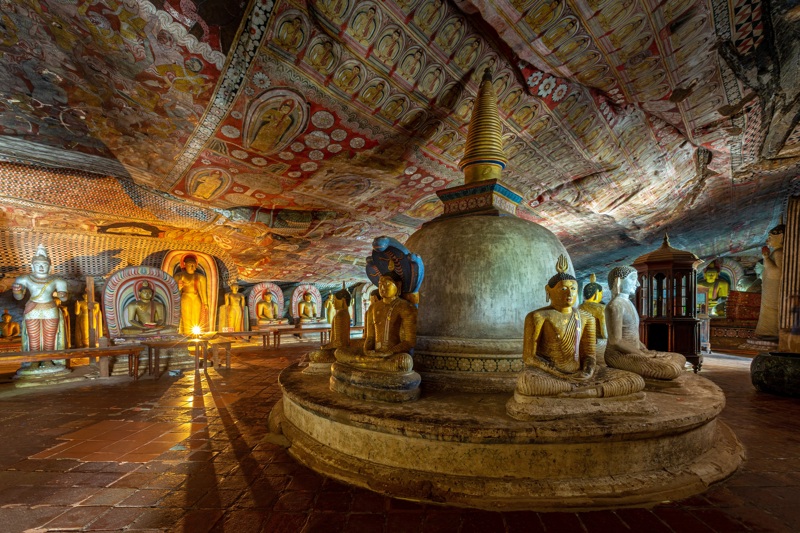 Dambulla cave temple