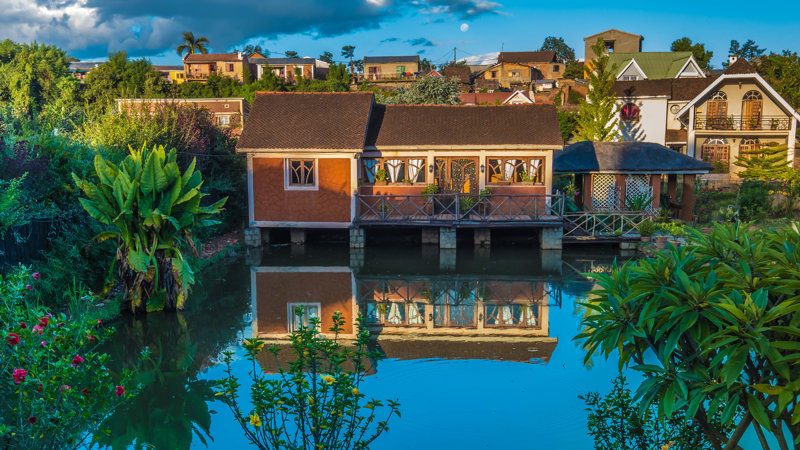 ΑΝΤΣΙΡΑΜΠΕ – ΑΝΤΑΝΑΝΑΡΙΒΟ