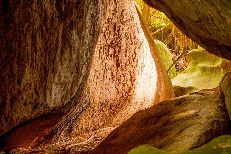 Εντυπωσιακοί καταρράκτες, το Παράθυρο του Κόσμου και διανυκτέρευση κάτω από τα αστέρια
