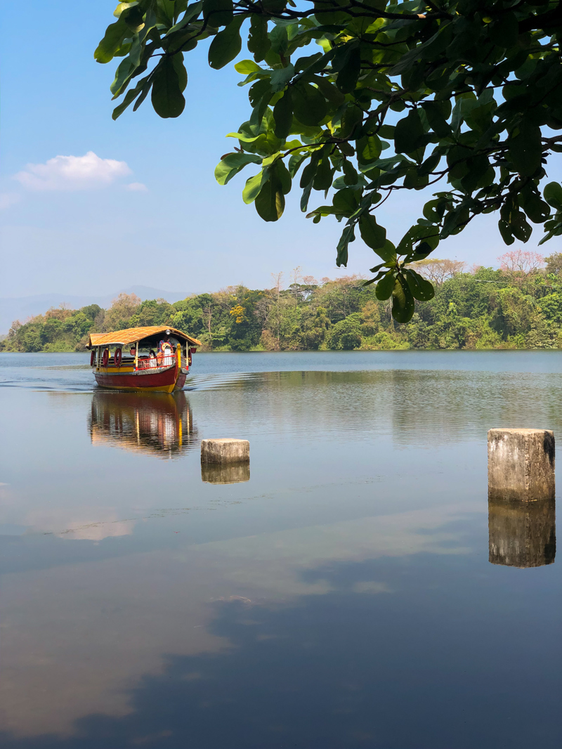 Μαντουράι – Τεκάντι: Βαρκάδα στη λίμνη Περιγιάρ
