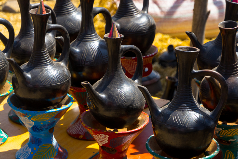 Σκεύη καφέ στη Λαλιμπέλα