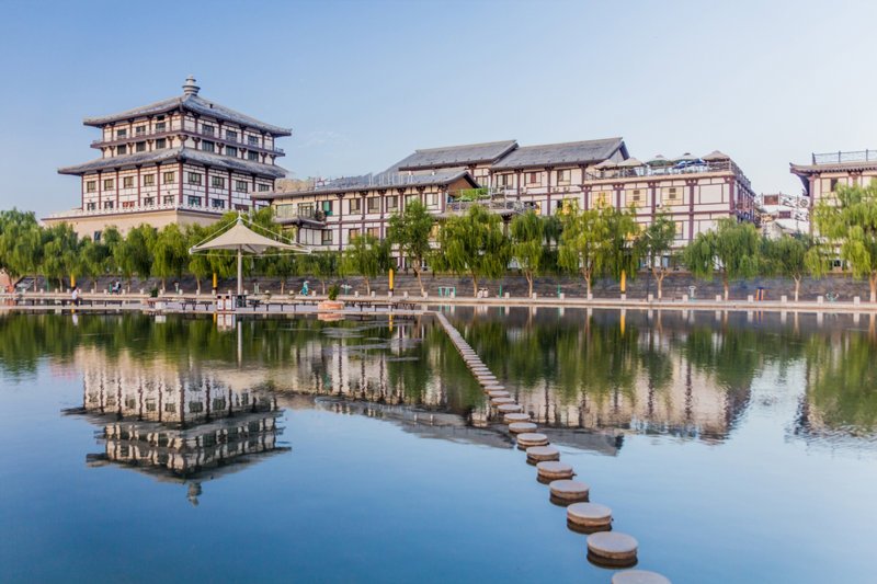 ΤΟΥΡΠΑΝ – τρένο βολίδα – ΛΙΟΥΓΙΑΝ –  ΝΤΟΥΝΧΟΥΑΝΓΚ (ΔΡΟΜΟΣ ΤΟΥ ΜΕΤΑΞΙΟΥ)