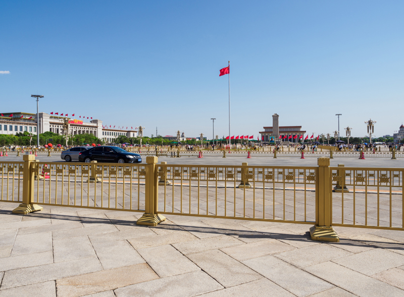 Η ιστορική πλατεία της «Ουράνιας  Ειρήνης», Τιέν Αν Μεν