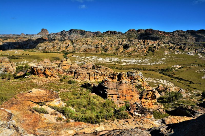 Επίσκεψη στο Εθνικό Πάρκο Ισάλο και μπάνιο στον καταρράκτη Ναμαζάχα 
