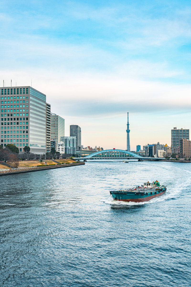 Απολαύστε μία  κρουαζιέρα στον ποταμό Σουμίντα