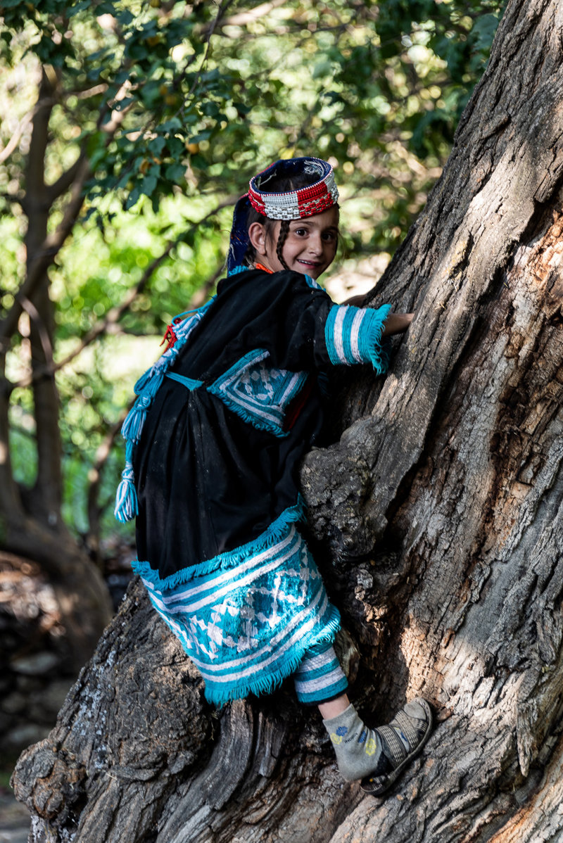 Γνωρίστε την φυλή των Καλάς