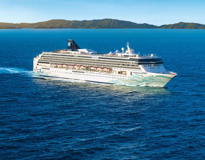 Το κρουαζιερόπλοιο Norwegian Spirit