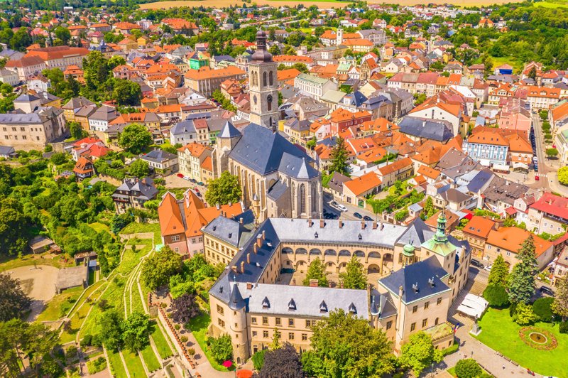 ΠΡΑΓΑ (προαιρετική εκδρομή στην Κούτνα Χόρα)