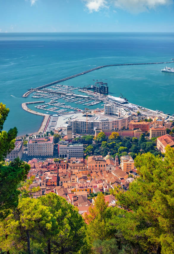 Γνωρίστε το Σαλέρνο