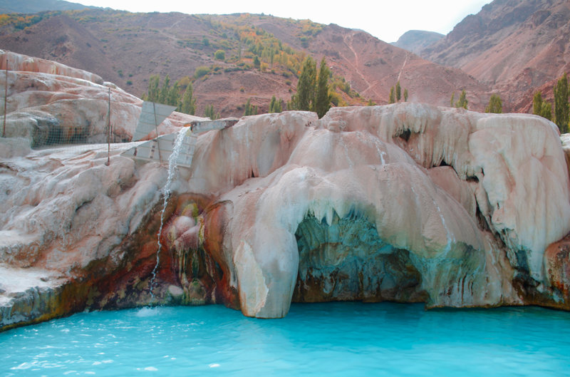 ΚΟΡΟΓΚ – ΙΑΜΑΤΙΚΕΣ ΠΗΓΕΣ ΓΚΑΡΜ ΚΑΣΜΑ – ΟΡΥΧΕΙΑ ΡΟΥΜΠΙΝΙΩΝ ΚΟΥΙ ΛΑΛ – ΙΣΚΑΣΙΜ – ΛΑΝΓΚΑΡ (ΑΥΤΟΚΙΝΗΤΟΔΡΟΜΟΣ ΠΑΜΙΡ) Συνολική οδική διαδρομή: 260 χλμ (6-7 ώρες)
