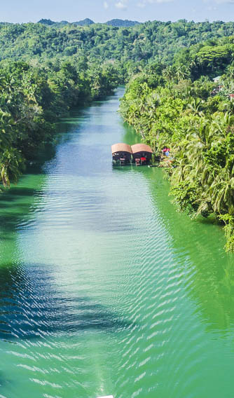 Κρουαζιέρα στον ποταμό Λομπόκ