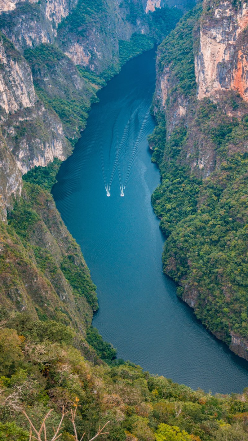 Κρουαζιέρα στο φα΄ραγγι Σουμιδέρο
