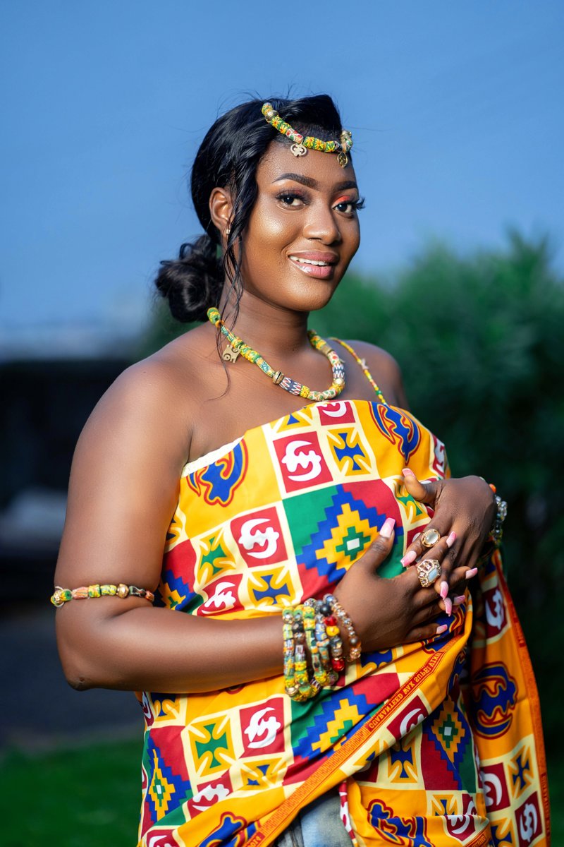 Επίσκεψη στα χωριά των Ασάντι 