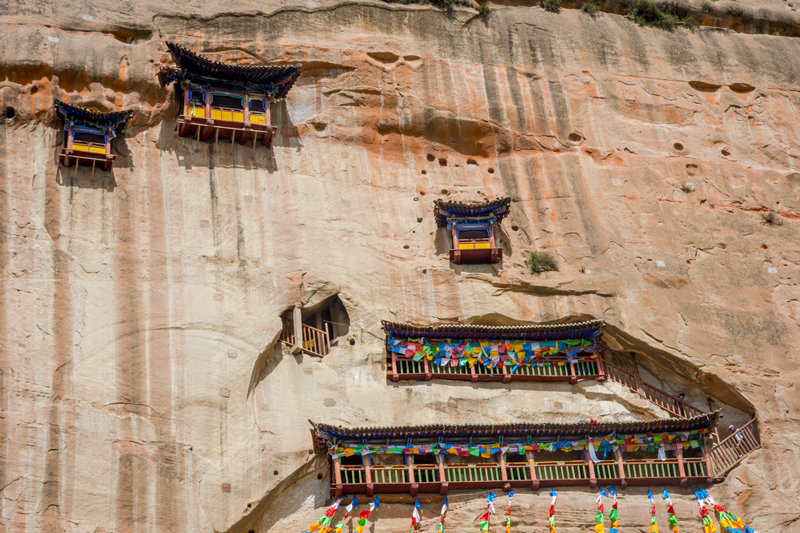ΤΣΑΝΓΚΙΕ: ΣΠΗΛΑΙΑ ΜΑΤΙΣΙ – ΝΑΟΣ ΤΟΥ ΜΕΓΑΛΟΥ ΒΟΥΔΑ (ΔΡΟΜΟΣ ΤΟΥ ΜΕΤΑΞΙΟΥ)