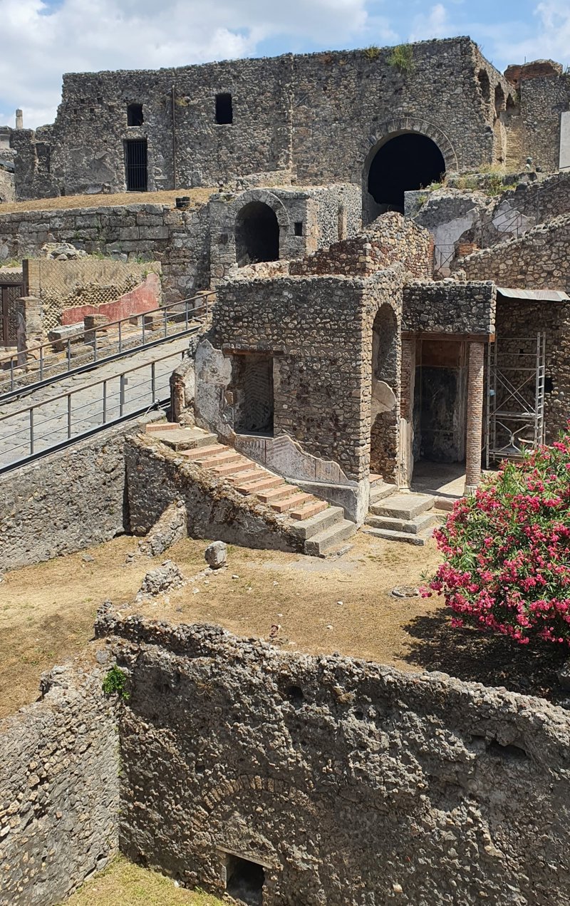 Εμπεριστατωμένες ξεναγήσεις
