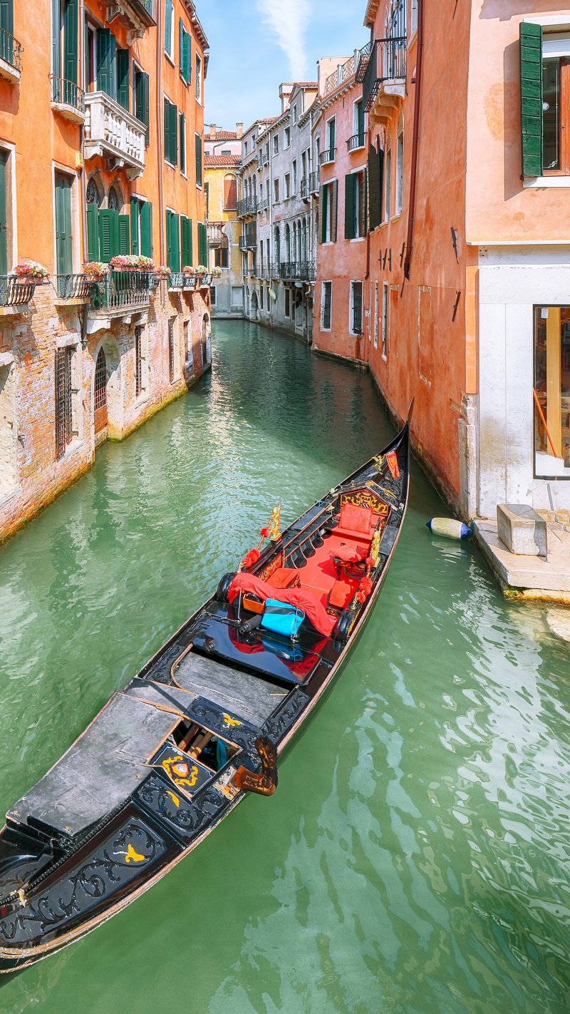 Βαπορέτο για τη μεταφορά μας στη Βενετία
