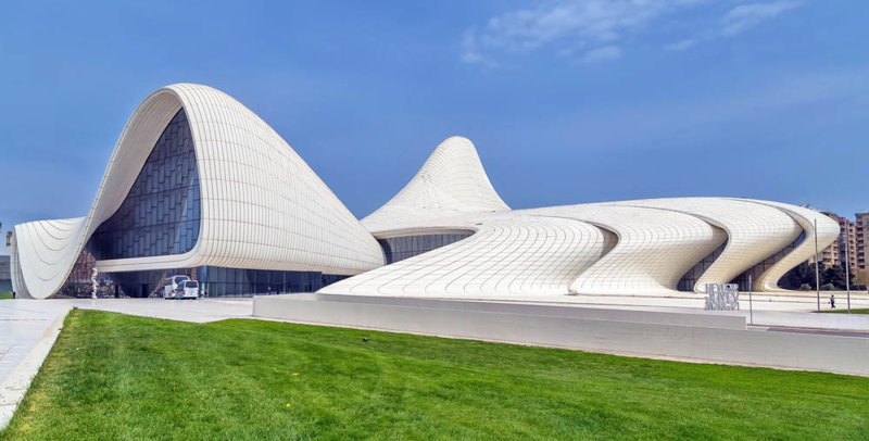 Το Μπακού και η φουτουριστική αρχιτεκτονική