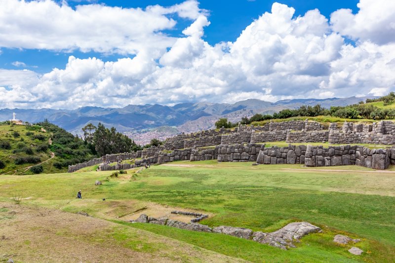 Το επιβλητικό φρούριο Σαξαχουαμάν