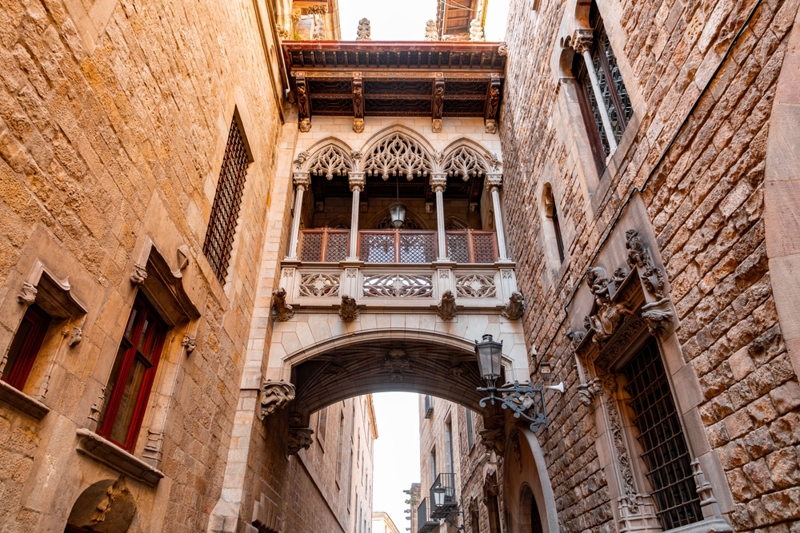 Εξερευνήστε την Γοτθική Συνοικία της Βαρκελώνης