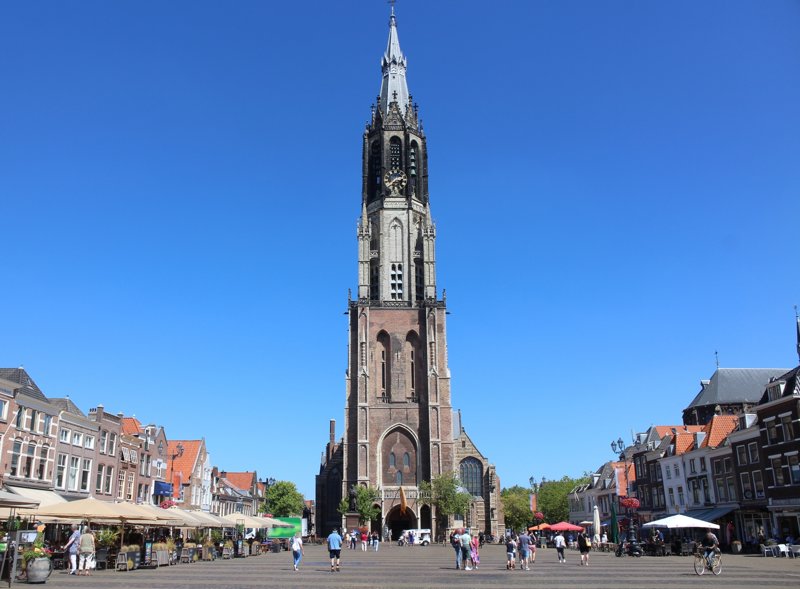 Γνωρίστε την ιστορική πόλη Ντελφτ 