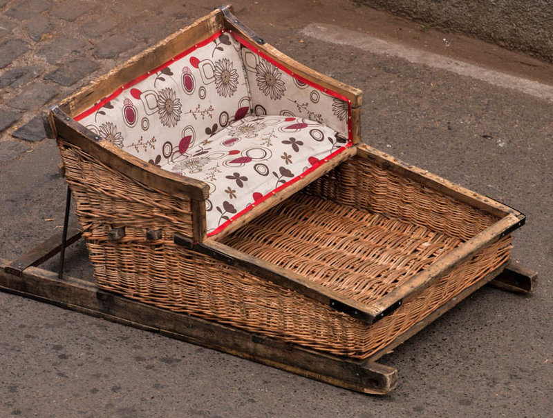 Kάνουμε βόλτα με τα ψάθινα έλκηθρα 