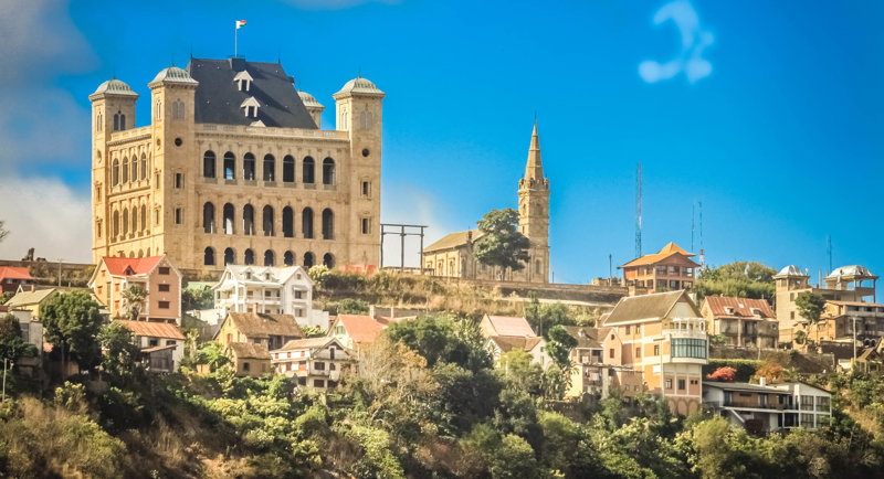 ΑΝΤΣΙΡΑΜΠΕ – ΑΝΤΑΝΑΝΑΡΙΒΟ