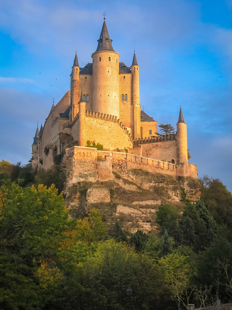 Εκδρομές σε πόλεις-κοσμήματα 