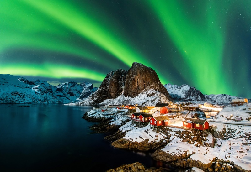 Το βόρειο σέλας και οι σχηματισμοί του