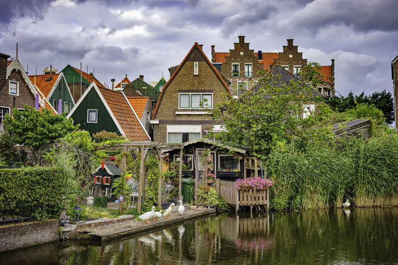 Επίσκεψη στο Βόλενταμ