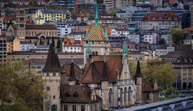 Τρεις διανυκτερεύσεις στη Ζυρίχη
