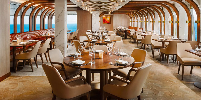Το κρουαζιερόπλοιο Norwegian Spirit